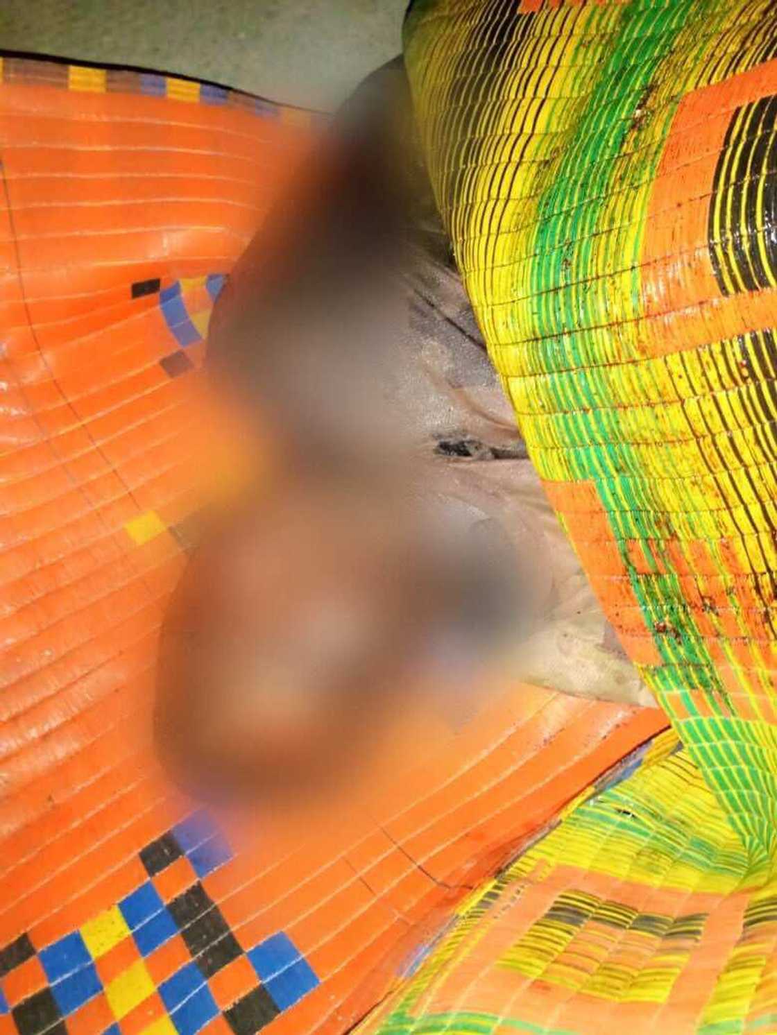 Rundunar sojin Najeriya ta yi rashin wasu dakarunta sakamakon harin 'yan ta'adda (Hotuna) Rundunar sojin Najeriya ta yi rashin wasu dakarunta sakamakon harin 'yan ta'adda (Hotuna)