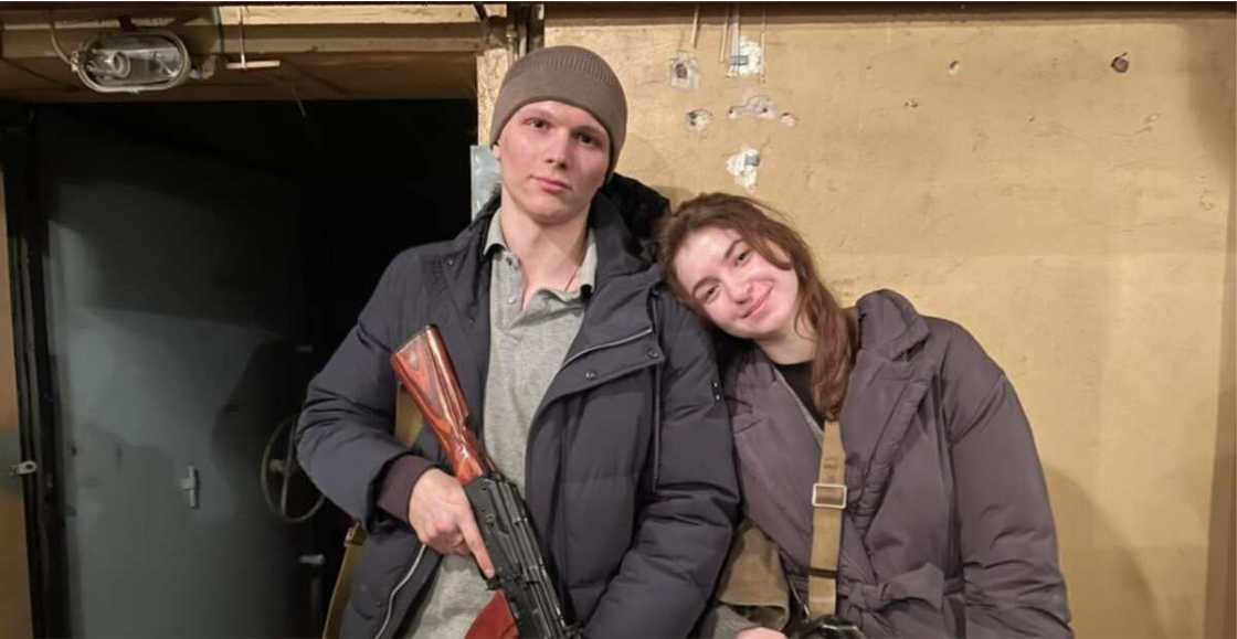 Yaryna Arieva and Sviatoslav Fursin got married just hours after Russia launched its invasion of their country Yaryna Arieva and Sviatoslav Fursin got married just hours after Russia launched its invasion of their country