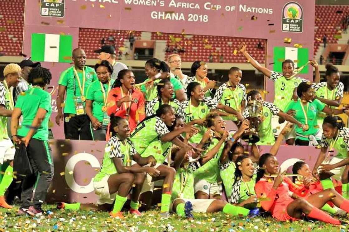 Buhari ya taya Super Falcons murnar nasarar lashe kofin Afirka na bana Buhari ya taya Super Falcons murnar nasarar lashe kofin Afirka na bana