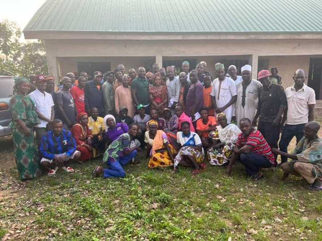 Masu sauya sheka a Kaduna. Masu sauya sheka a Kaduna.