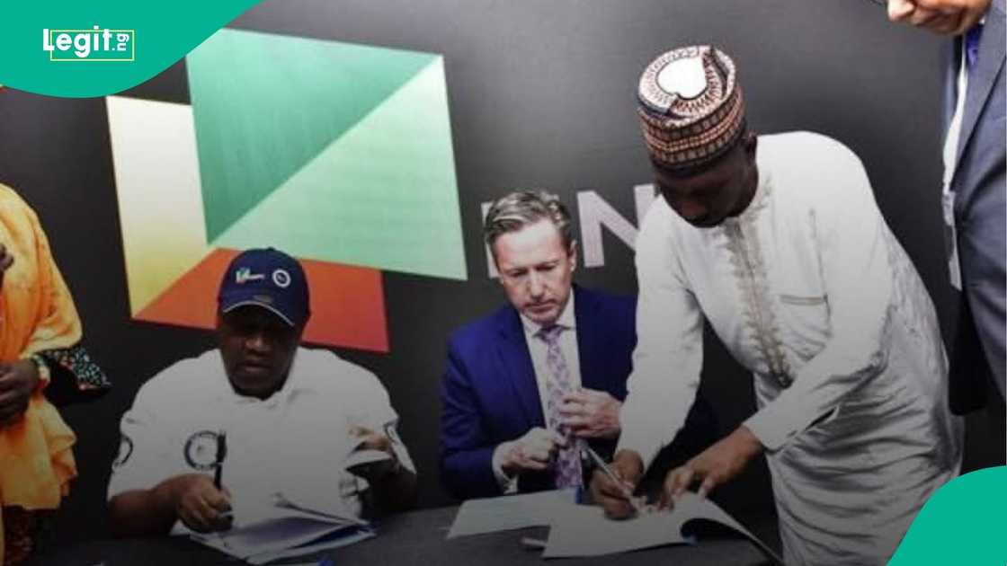 Dangote Industries Limited signed gas supply agreements with NNPC for three subsidiaries, including Dangote Refinery, Cement, and Fertiliser, at the unveiling of Gas Master Plan in Abuja. Dangote Industries Limited signed gas supply agreements with NNPC for three subsidiaries, including Dangote Refinery, Cement, and Fertiliser, at the unveiling of Gas Master Plan in Abuja.