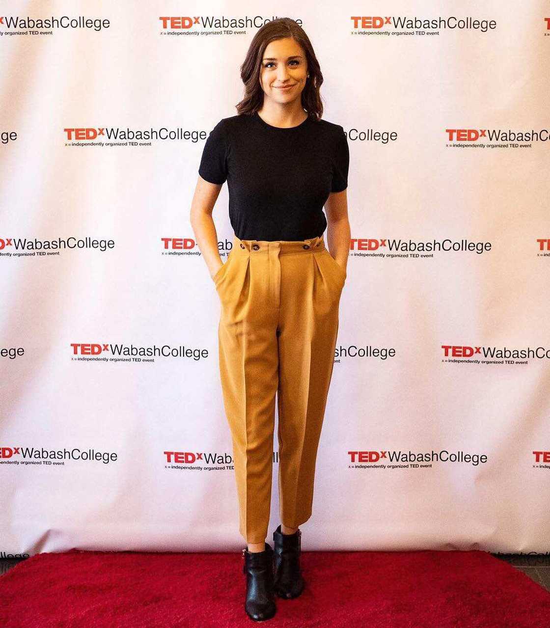 Taylor Misiak's age Taylor Misiak's age