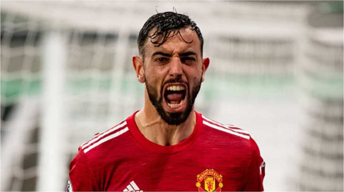 Bruno Fernandes: Manchester United midfielder named Premier League Player of the Month for November Bruno Fernandes: Manchester United midfielder named Premier League Player of the Month for November