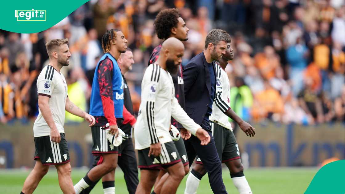 Luke Shaw, Bryan Mbeumo, Joshua Zirkzee, Michael Carrick, Kobbie Mainoo, Manchester United. Luke Shaw, Bryan Mbeumo, Joshua Zirkzee, Michael Carrick, Kobbie Mainoo, Manchester United.