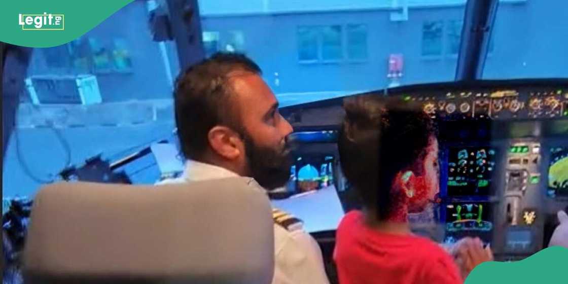 Pilot flies family for the first time Pilot flies family for the first time