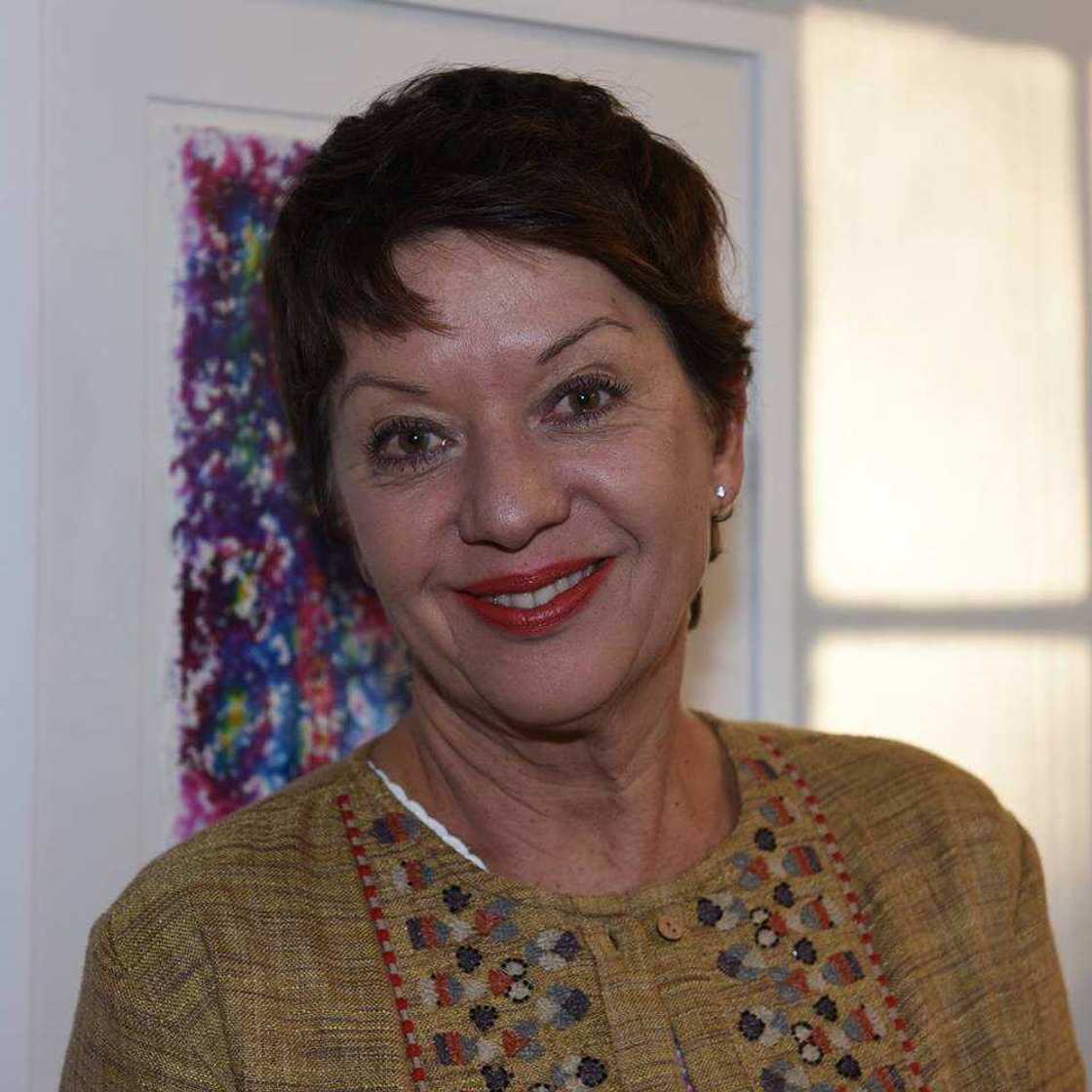 Robert Redford wife Sibylle Szaggars bio: top 10 facts about the artist Robert Redford wife Sibylle Szaggars bio: top 10 facts about the artist