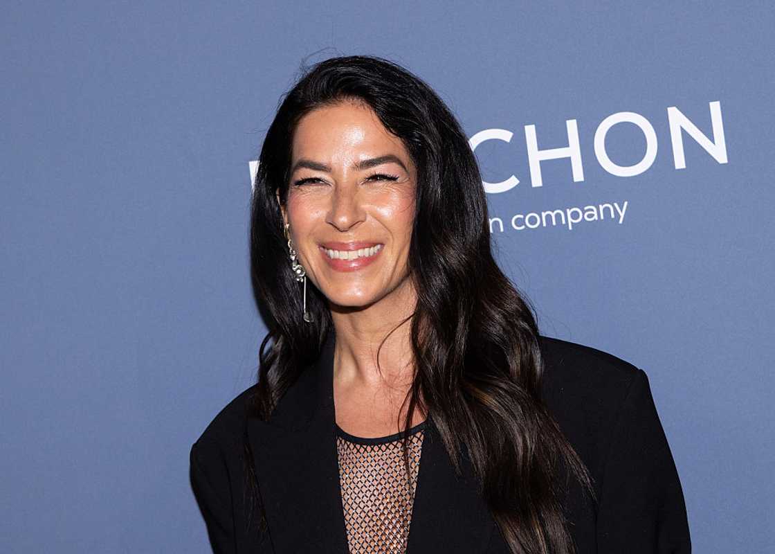 Rebecca Minkoff arrives at an award ceremony
