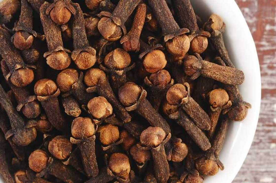 Clove benefits