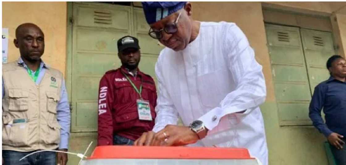 Oyetola votes