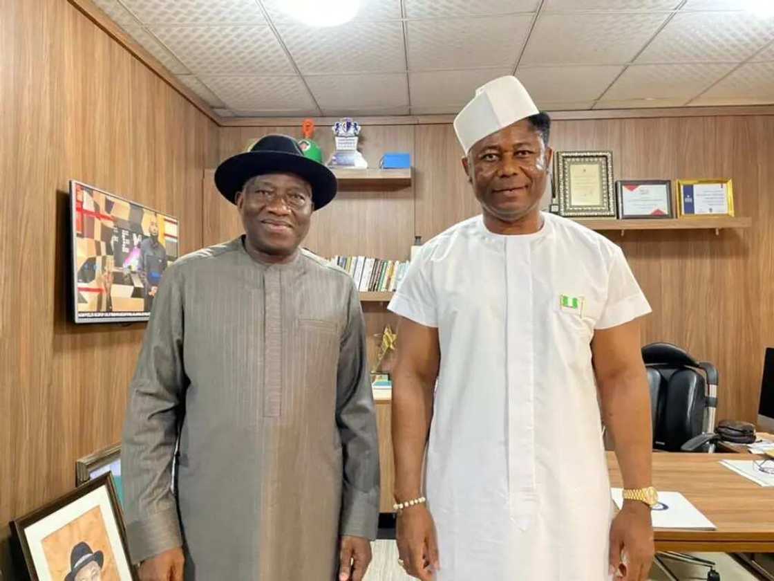 Tein Jack-Rich Tein Jack-Rich