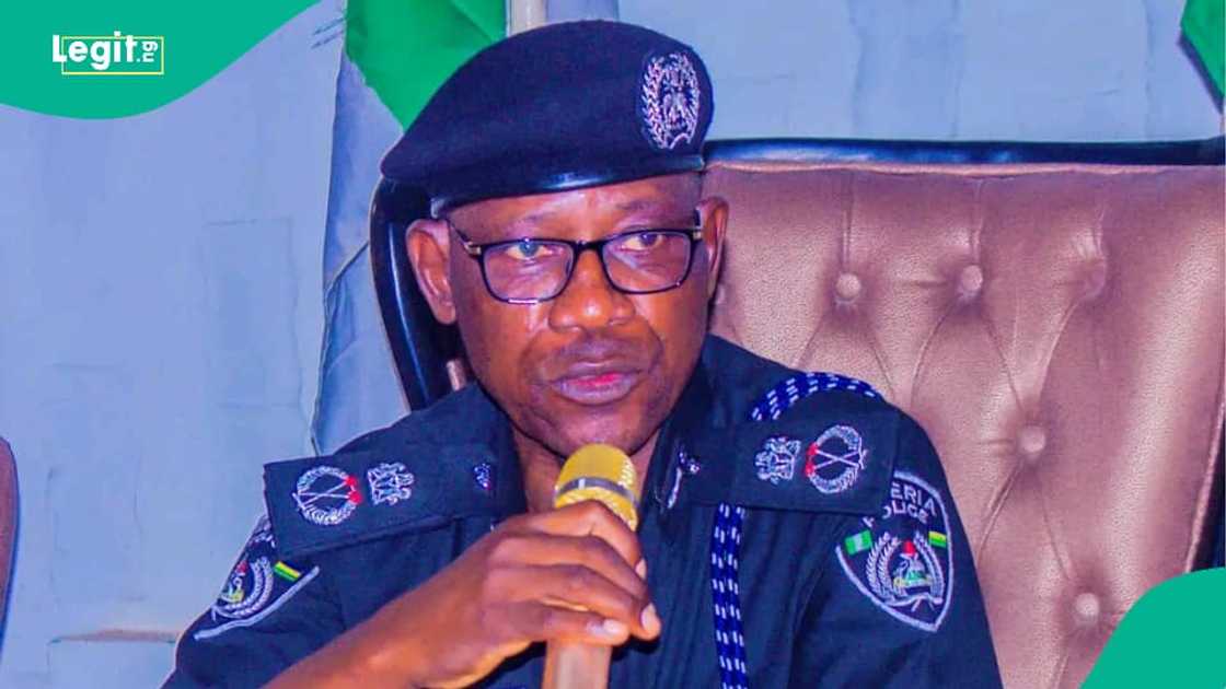 An yiwa jami'an 'yan sanda a Kano karin girma An yiwa jami'an 'yan sanda a Kano karin girma