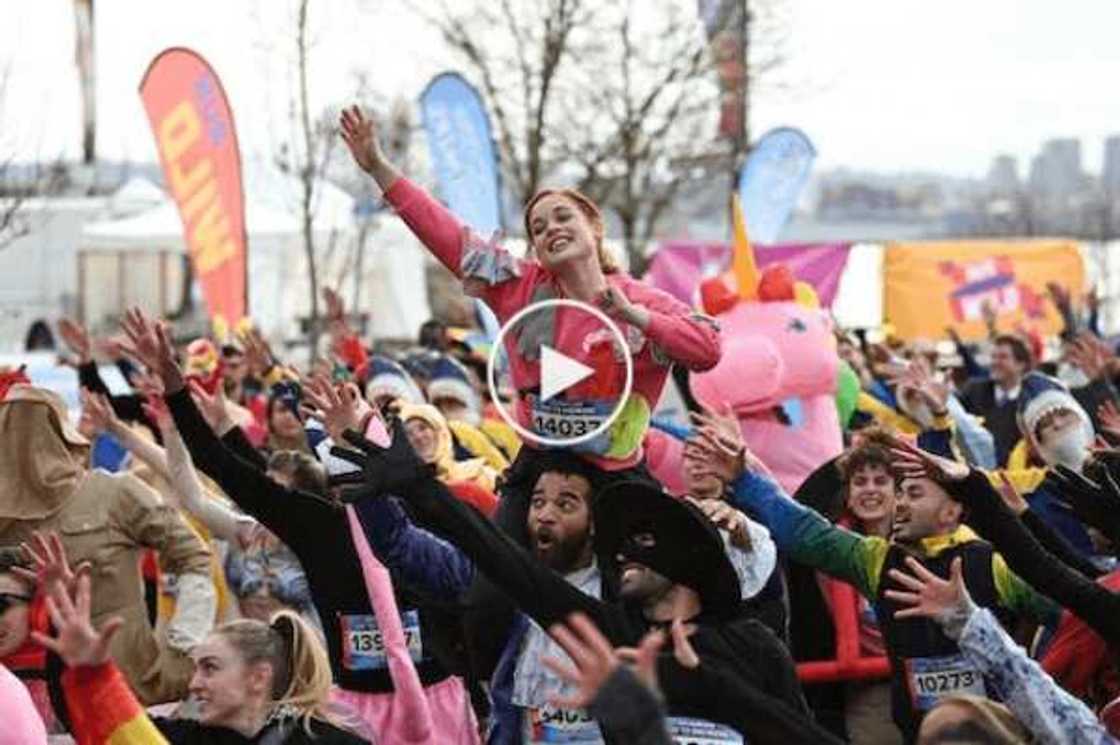 From Insecure to Gossip Girl, All the Best International Series on Showmax in December & January From Insecure to Gossip Girl, All the Best International Series on Showmax in December & January