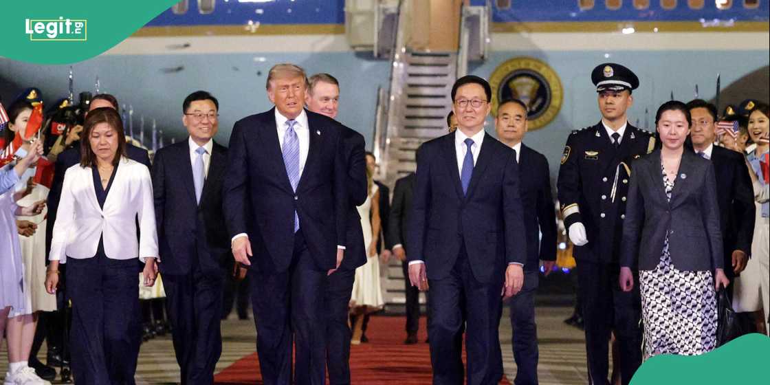 Trump touches down in Beijing Trump touches down in Beijing