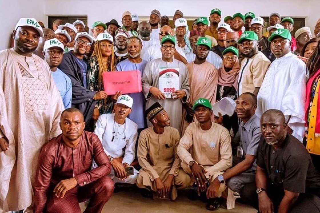 2023: An Siya Wa Bala Mohammed, Gwamnan Bauchi Fom Din Takarar Shugaban Kasa a PDP 2023: An Siya Wa Bala Mohammed, Gwamnan Bauchi Fom Din Takarar Shugaban Kasa a PDP