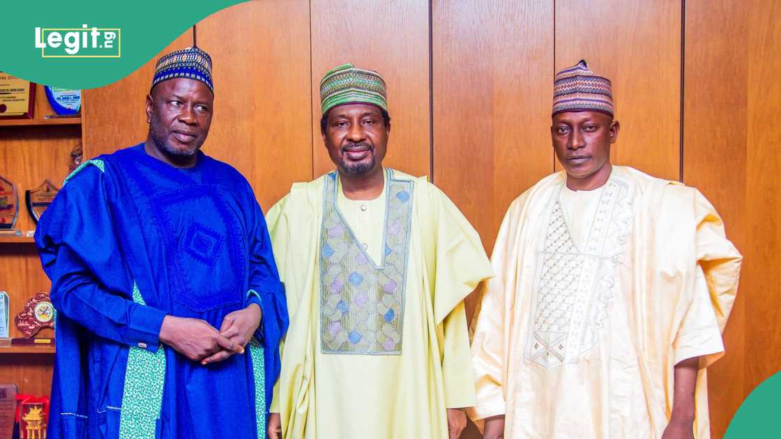 NNPP chieftains resigns from party, joins APC NNPP chieftains resigns from party, joins APC