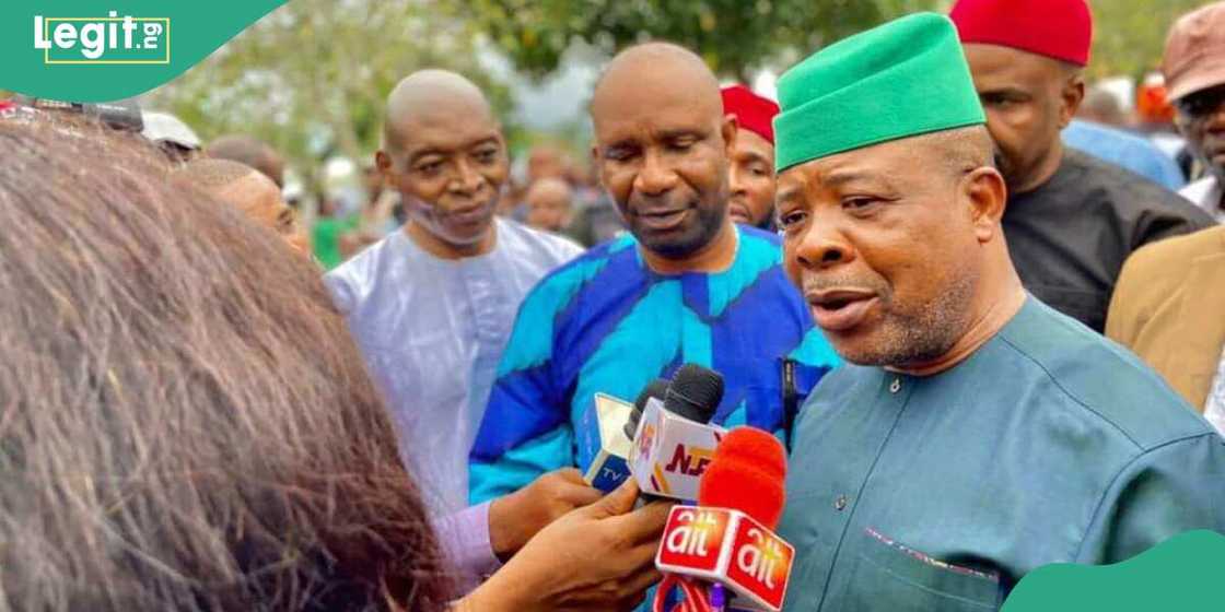Emeka Ihedioha ya fice daga jam'iyyar PDP Emeka Ihedioha ya fice daga jam'iyyar PDP
