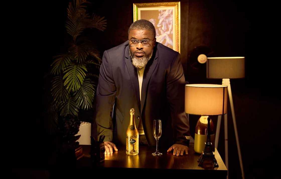 Larry Gaaga Larry Gaaga