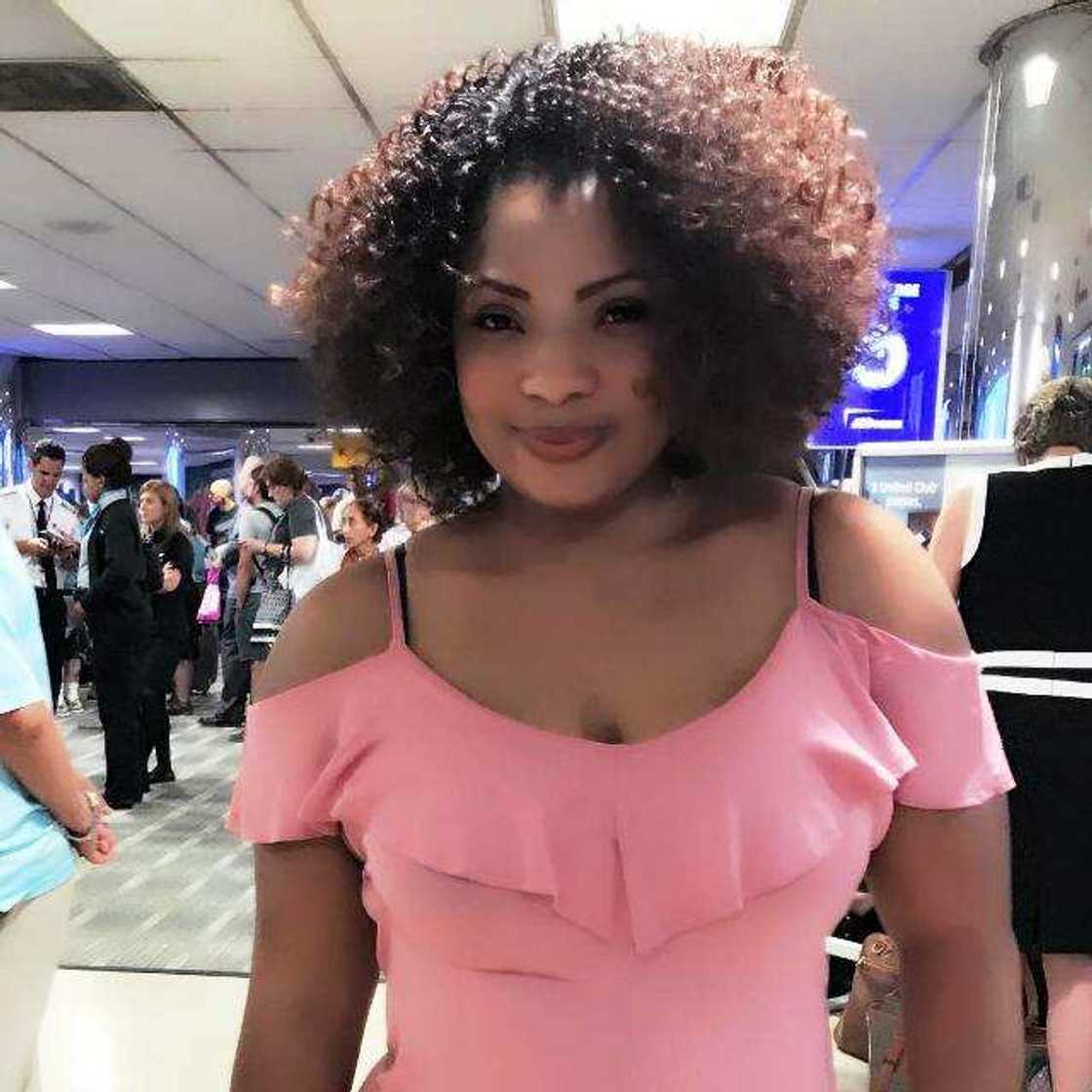 Tuna baya: Jerin sunaye da hotunan jaruman Nollywood mata da suka bar addinin Kiristanci suka dawo Musulunci Tuna baya: Jerin sunaye da hotunan jaruman Nollywood mata da suka bar addinin Kiristanci suka dawo Musulunci