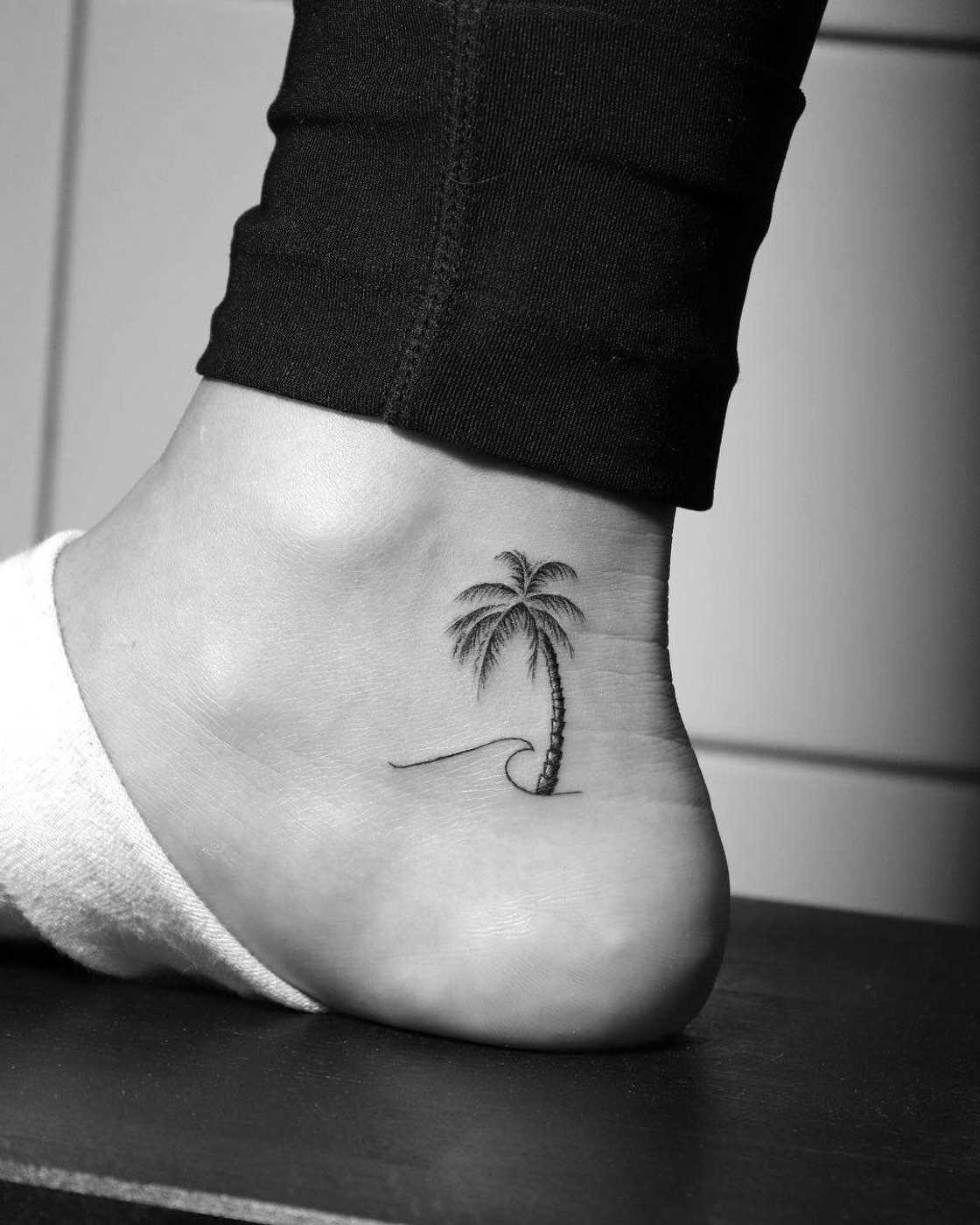 palm tree design palm tree design