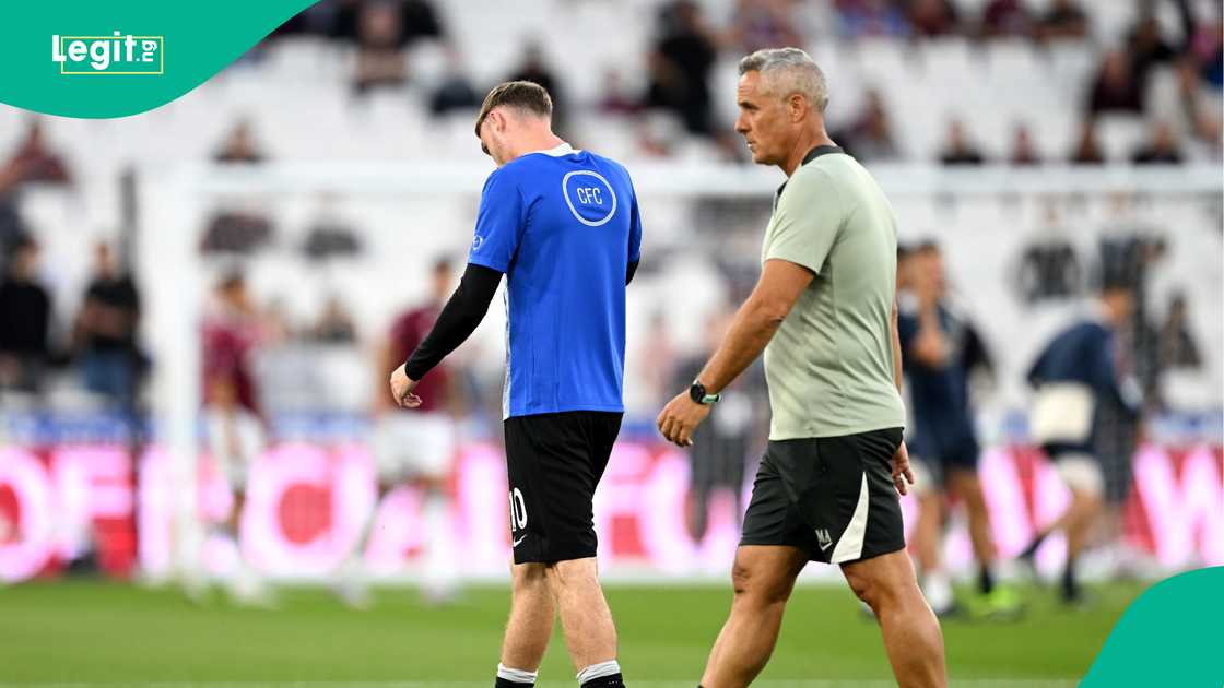 Cole Palmer, Chelsea, West Ham, London Stadium, England, Cole Palmer injured. Cole Palmer, Chelsea, West Ham, London Stadium, England, Cole Palmer injured.