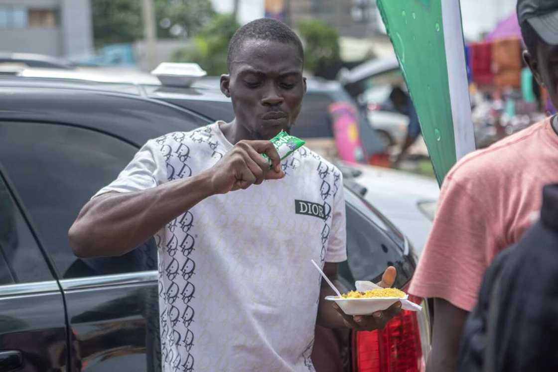 SuperYogo Shares Goodness with Muslim Faithful during Eid el-Fitr SuperYogo Shares Goodness with Muslim Faithful during Eid el-Fitr