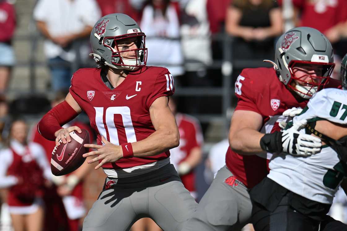 Former Washington State Cougars quarterback John Mateer
