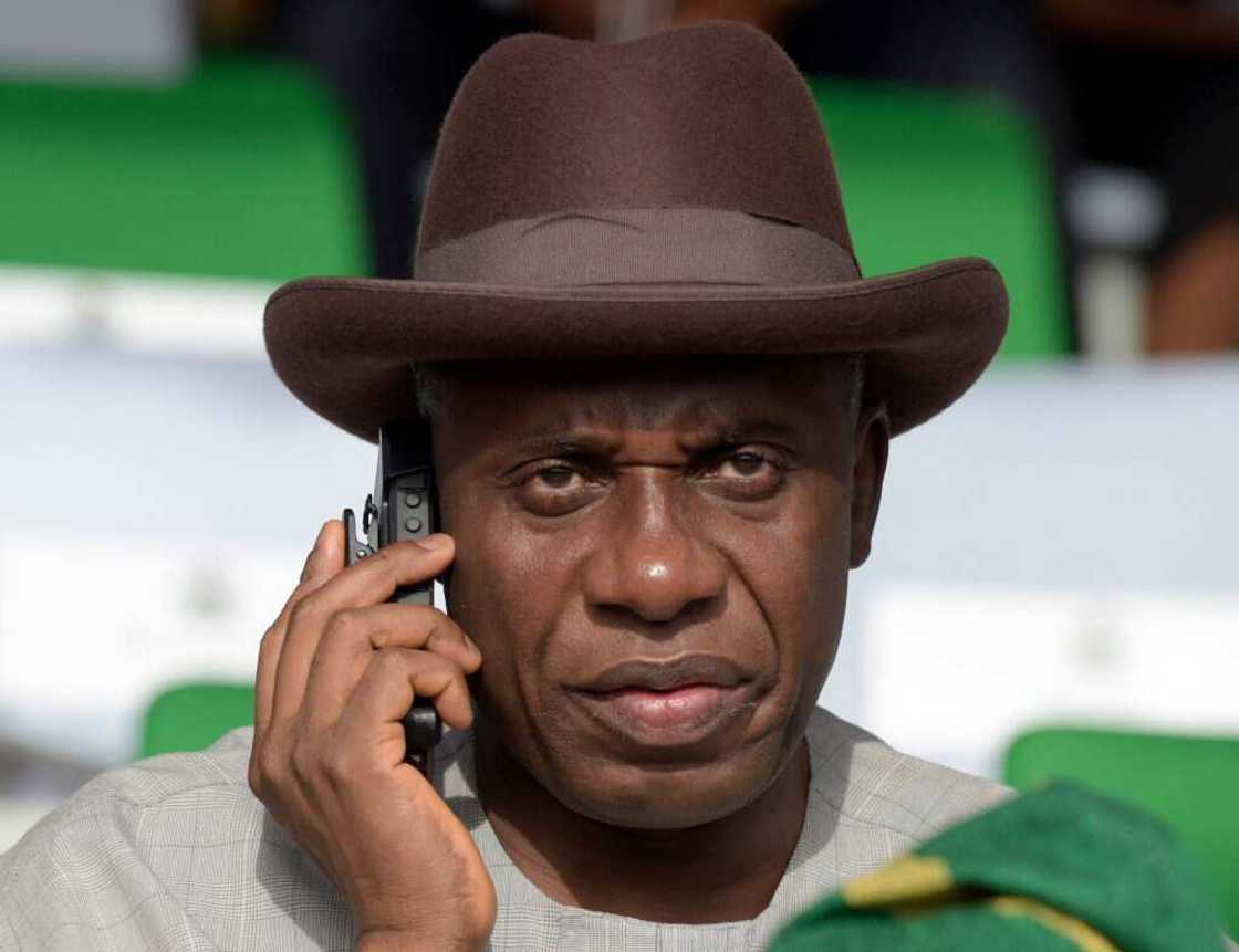 Rotimi Amaechi on phone