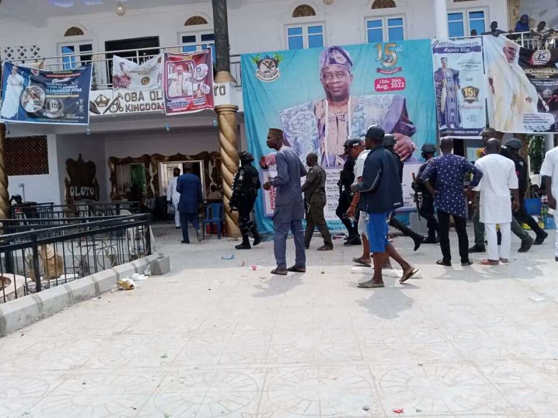 Lagos state, Ijanikin area, Oba's palace, Oloto of Oto Awori Kingdom, Oba Aina Kuyamiku