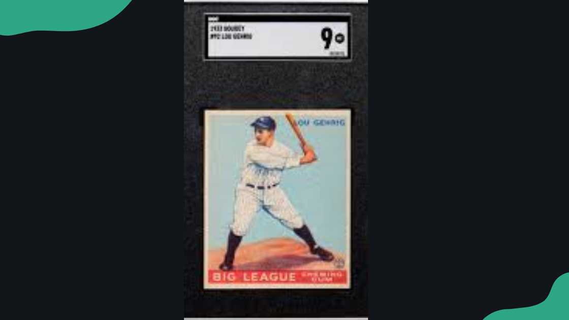 1933 Goudey #92 Lou Gehrig - SGC 9 1933 Goudey #92 Lou Gehrig - SGC 9
