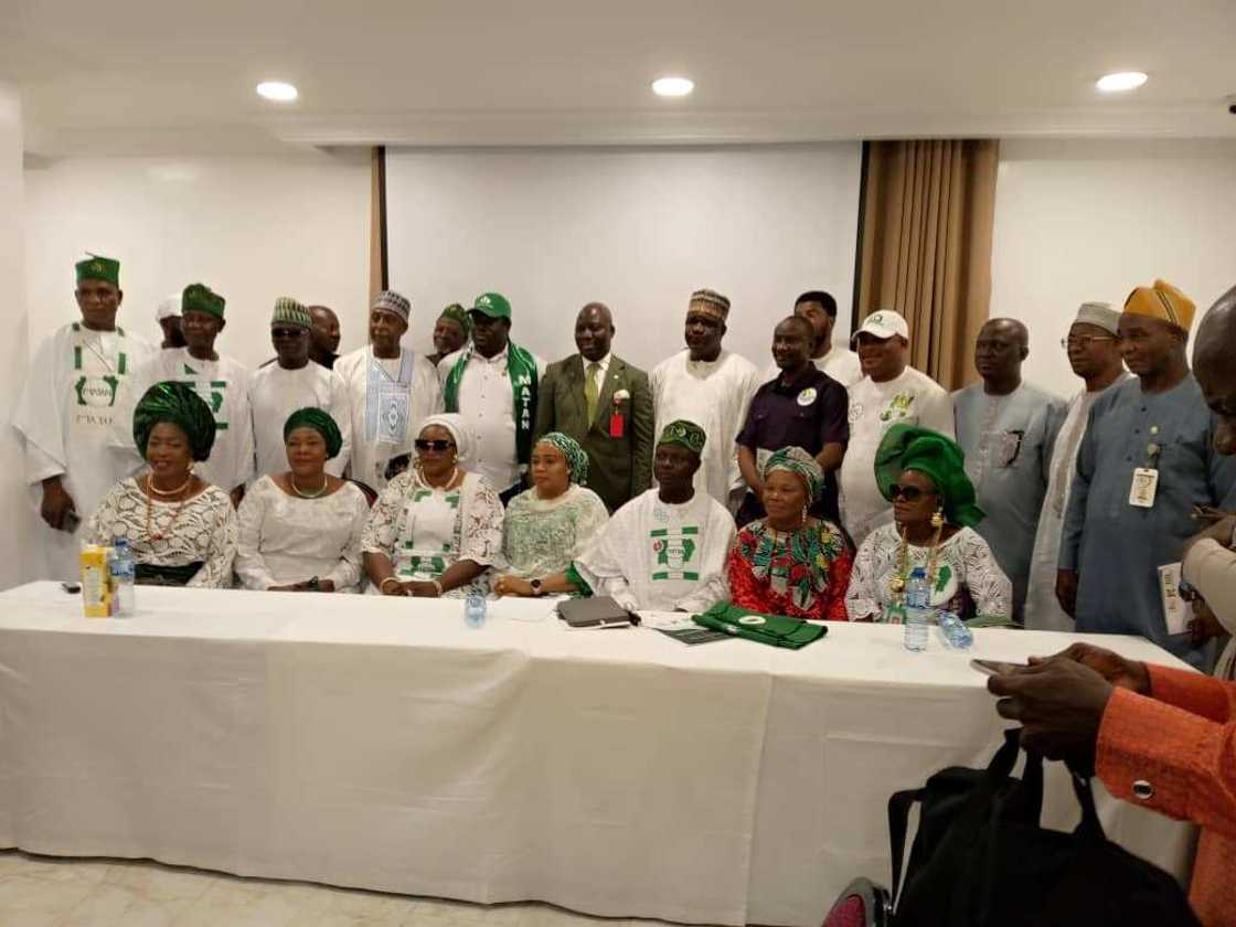 FIRS, Traders FIRS, Traders