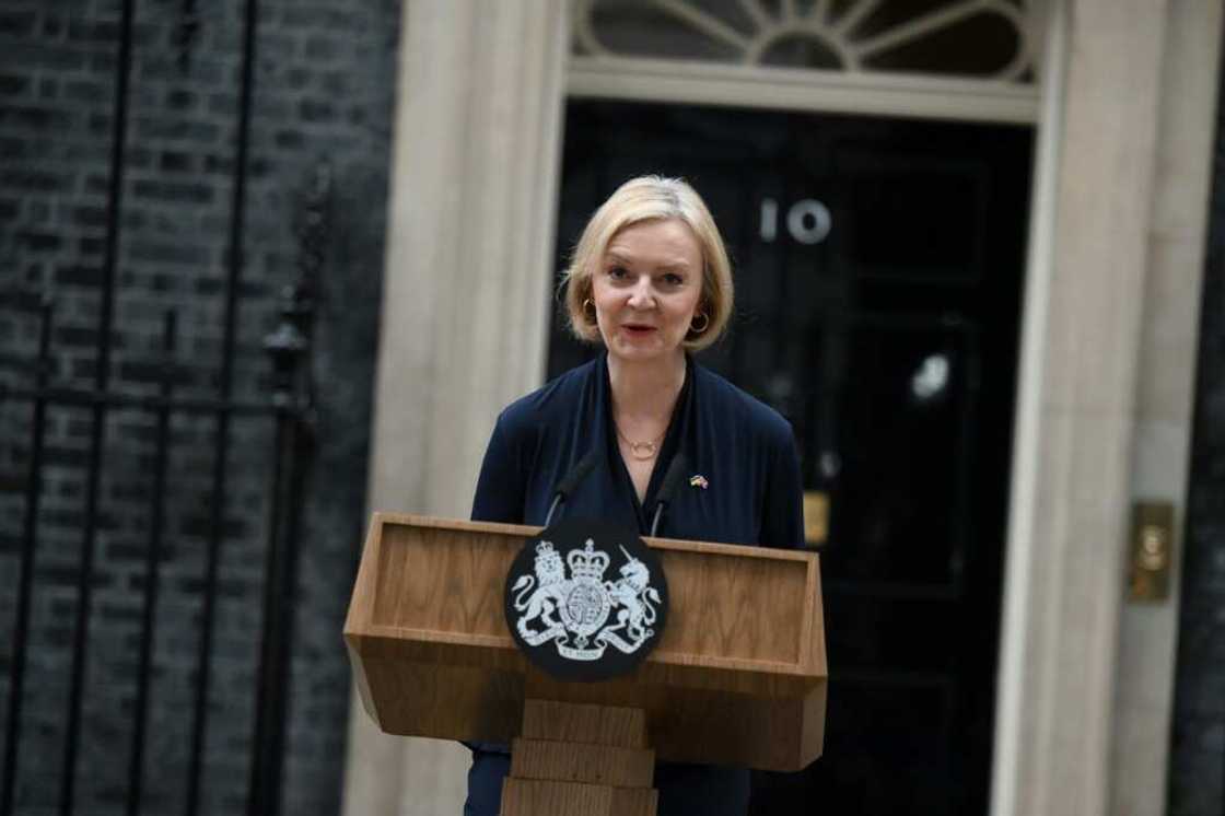 Liz Truss said she no longer had a mandate to continue in office Liz Truss said she no longer had a mandate to continue in office