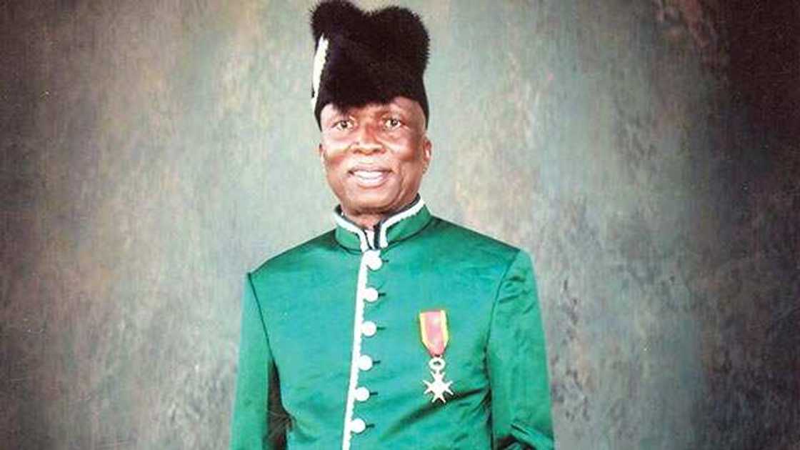 Louis Onwugbenu Louis Onwugbenu