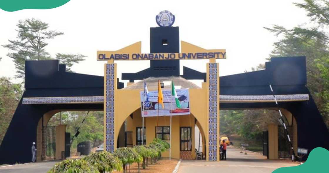 The Olabisi Onabanjo University entrance The Olabisi Onabanjo University entrance