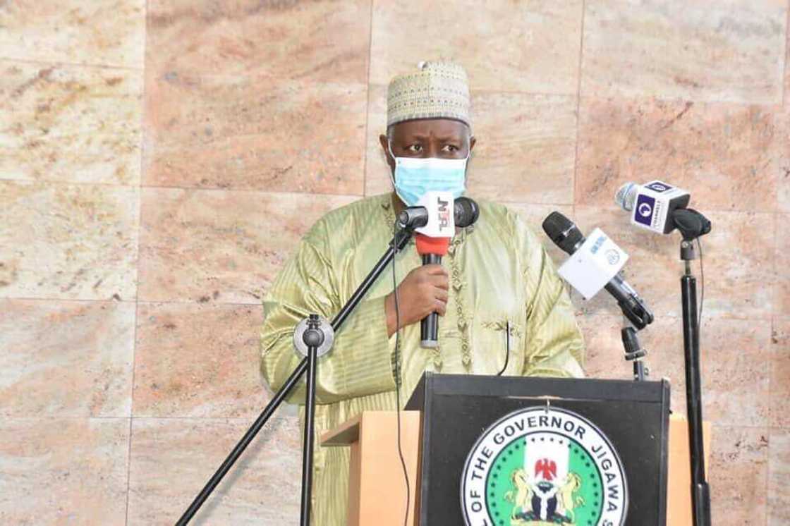 Za a cigaba da sallar Juma'a a Masallatan jihar Jigawa Za a cigaba da sallar Juma'a a Masallatan jihar Jigawa