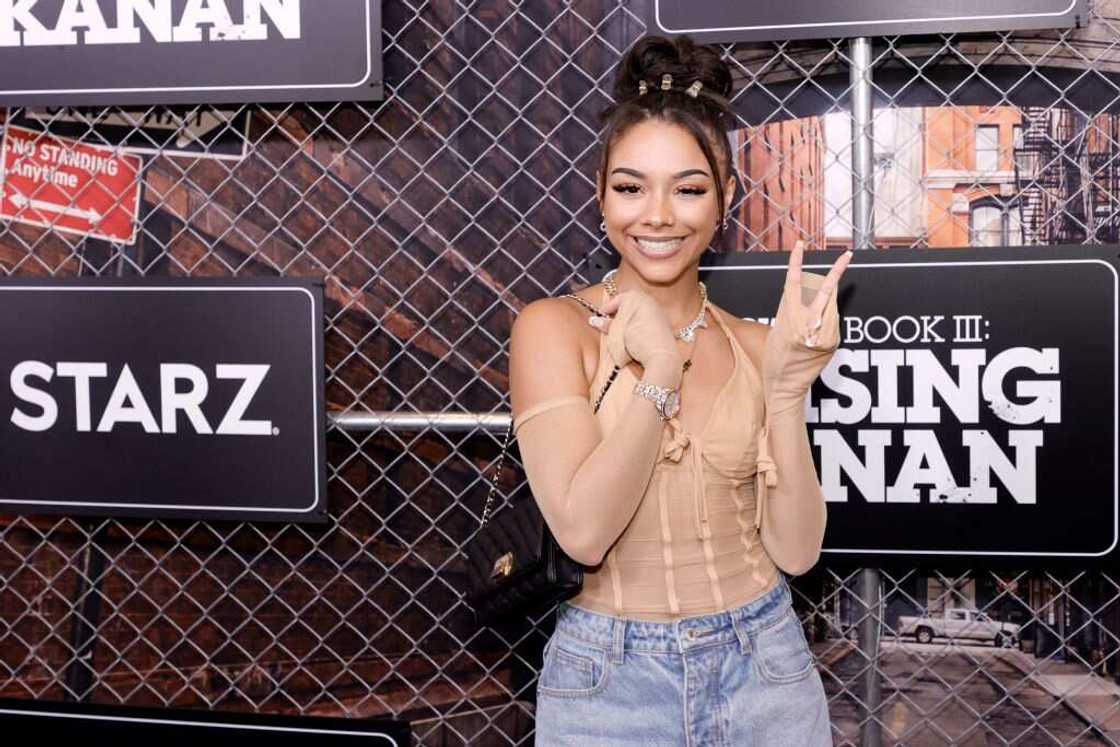 Alix Lapri's age Alix Lapri's age
