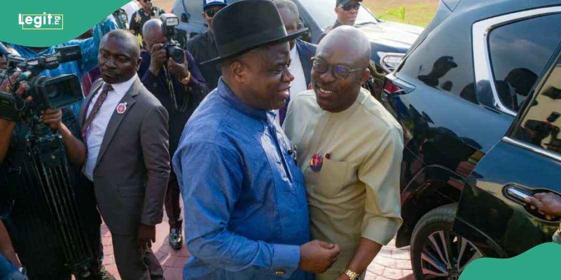 Gwamnonin PDP sun sasanta rikicin da ke jihohinsu na tsawon shekaru Gwamnonin PDP sun sasanta rikicin da ke jihohinsu na tsawon shekaru