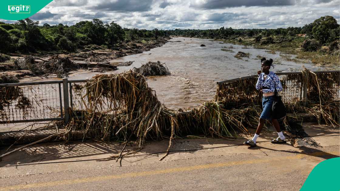 Southern Africa experiences violent downpours as La Nina combines with global warming. Southern Africa experiences violent downpours as La Nina combines with global warming.