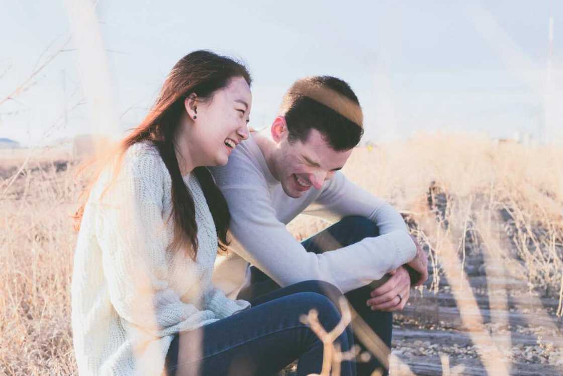 Couple rire Couple rire