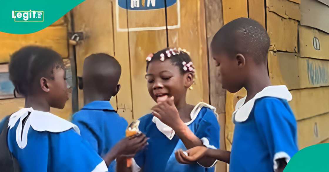Students share ice cream in school, melts hearts Students share ice cream in school, melts hearts