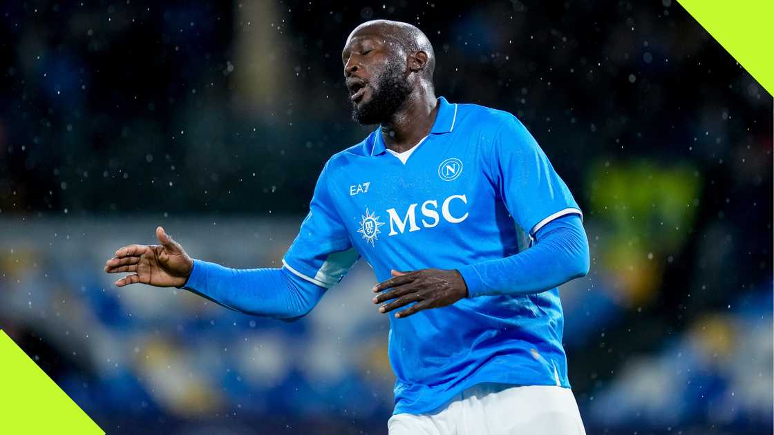 Romelu Lukaku, Napoli, Lazio, Estadio Diego Armando Maradona, Naples, Italy, Serie A.