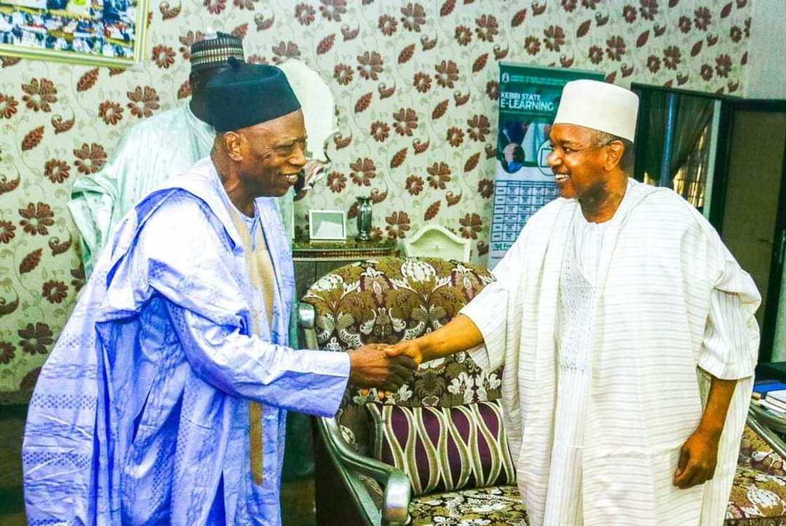 Gwamnan jihar Kebbi, Atiku Bagudu, na jam'iyyar APC. Gwamnan jihar Kebbi, Atiku Bagudu, na jam'iyyar APC.