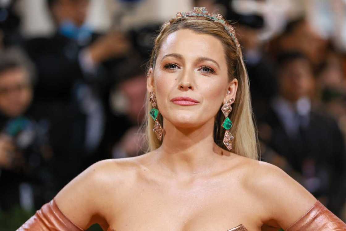 celebrities with hooded eyelids celebrities with hooded eyelids