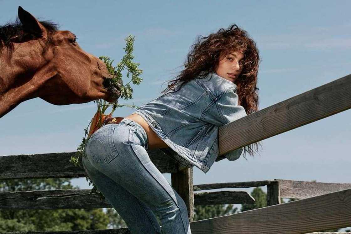 Camila Morrone hot Camila Morrone hot