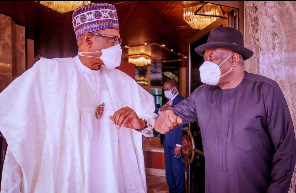 Mun gano take-taken, Goodluck Jonathan ne 'Dan takarar Buhari a zaben 2023 inji Kungiyar APC Mun gano take-taken, Goodluck Jonathan ne 'Dan takarar Buhari a zaben 2023 inji Kungiyar APC