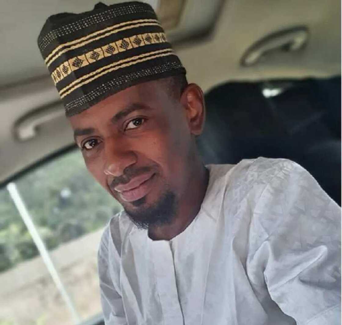 Innalillahi: Allah ya yi wa mahaifin jarumi Umar Faruk Gombe rasuwa Innalillahi: Allah ya yi wa mahaifin jarumi Umar Faruk Gombe rasuwa
