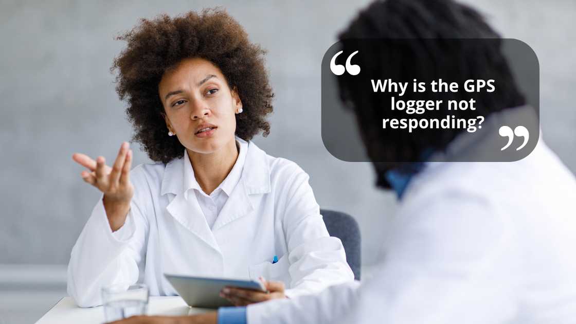 A senior scientist questioning her junior A senior scientist questioning her junior