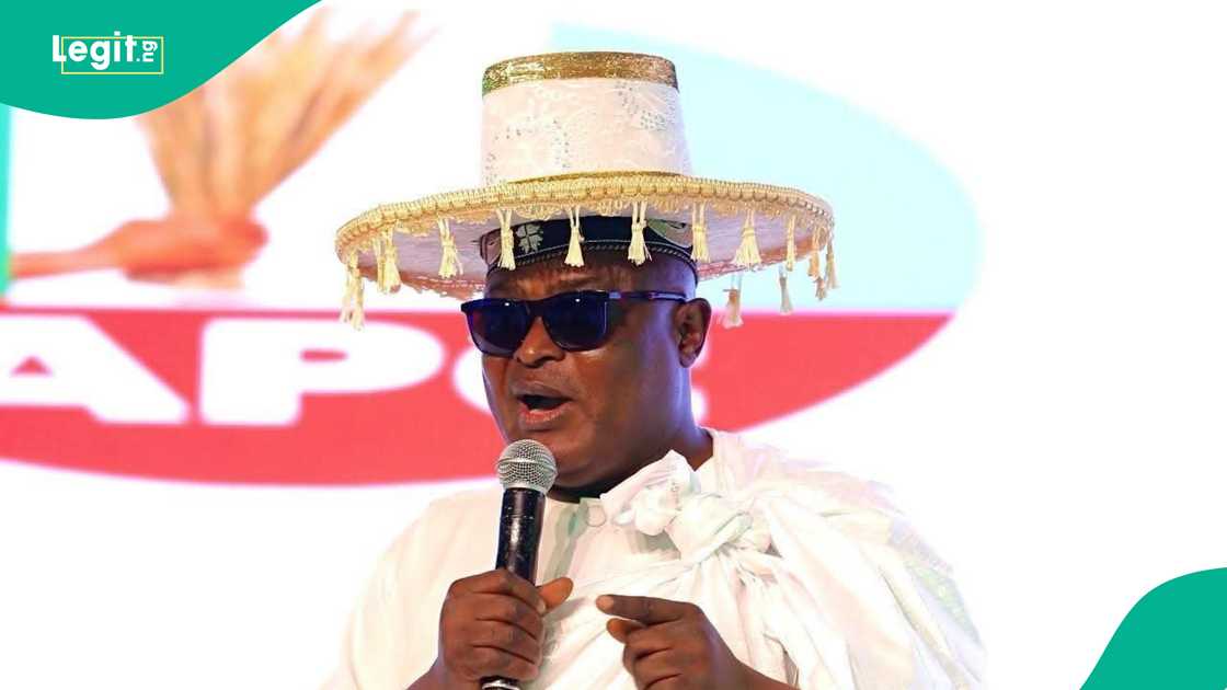 President Bola Tinubu resolves Lagos state assembly assembly crisis and backs Mudashiru Obasa’s return as Speaker.