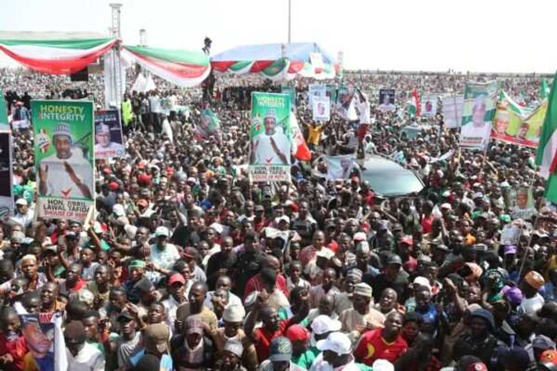 Hotuna: Yadda mutan jihar Kaduna suka tarbi Atiku Abubakar Hotuna: Yadda mutan jihar Kaduna suka tarbi Atiku Abubakar