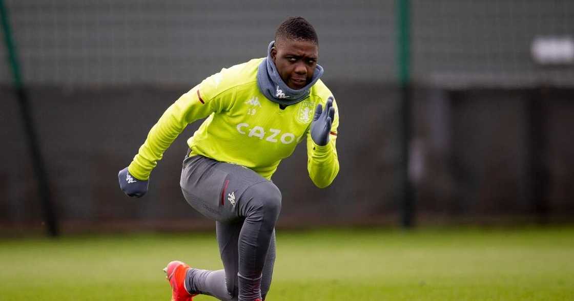 Aston Villa Star Pays for School Fees for 1000 Children in His Native Zimbabwe Aston Villa Star Pays for School Fees for 1000 Children in His Native Zimbabwe