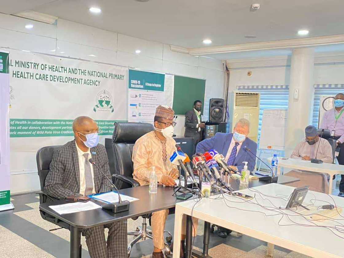 Coronavirus: FG Considers Sanction for Nigerians Who Refuse to Take COVID-19 Vaccine Coronavirus: FG Considers Sanction for Nigerians Who Refuse to Take COVID-19 Vaccine